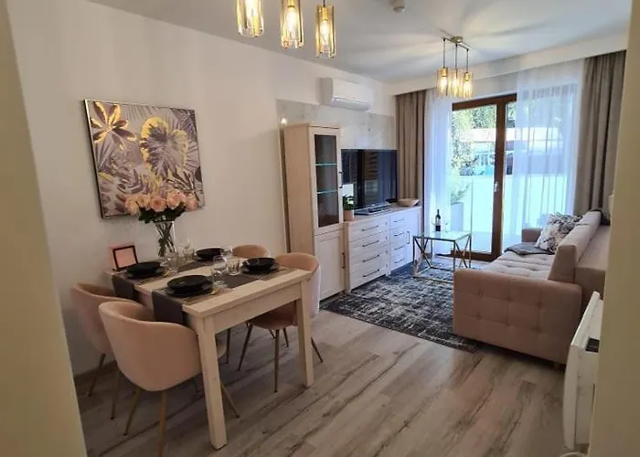 Nautikka Park Krynica Przy Plazy *